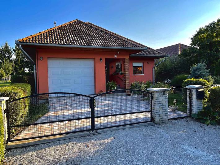Ferienhaus für 8 Personen, mit Balkon und Garten in Plattensee Südufer - 2