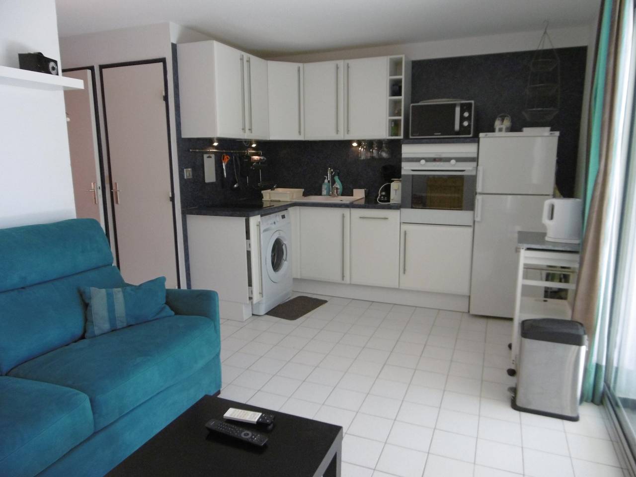 Ganze Wohnung, Direkter Strandzugang - 2-Zi mit Pool & Parkplatz in Gruissan in Gruissan (Ville), Gruissan