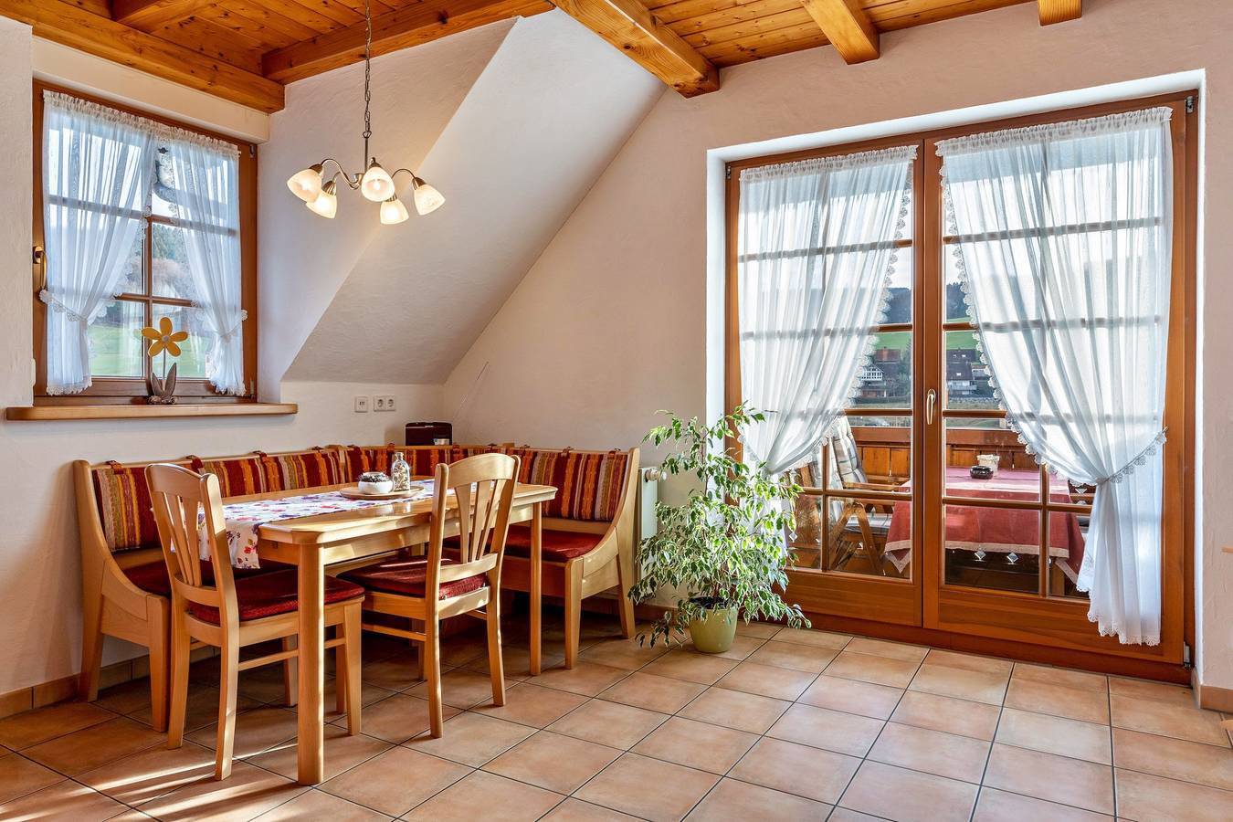 Ganze Wohnung, Ferienwohnung "Kapellenblick" 80qm, 2 Schlafzimmer, max. 5 Personen in Schuttertal, Mittlerer Schwarzwald