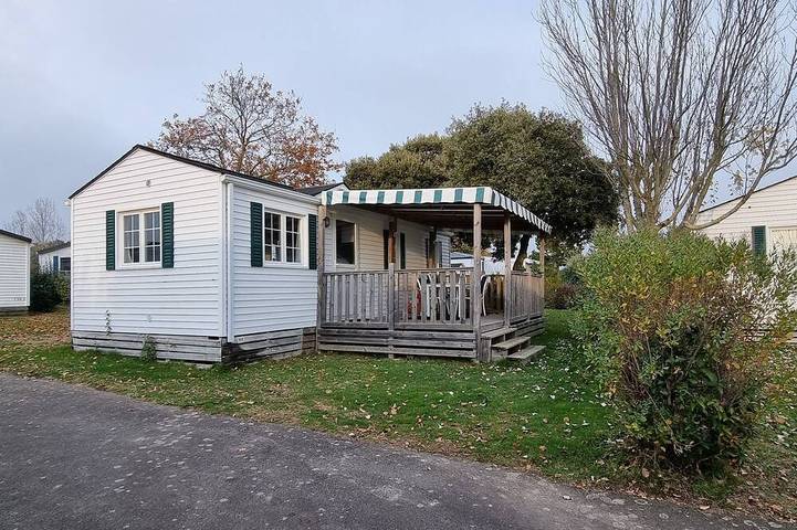 Chalet 308m mer Les Sables d'olonne Cayola in Talmont-Saint-Hilaire, Vendée