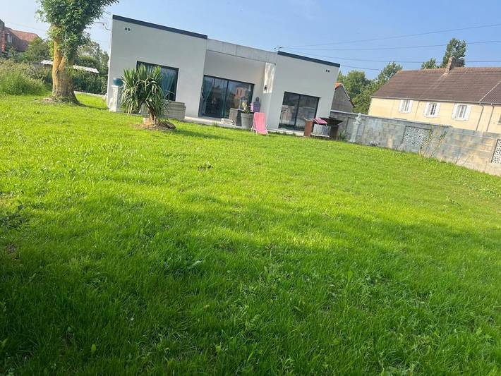 Location de vacances pour 6 personnes, avec Terrasse et Jardin à Le Dézert