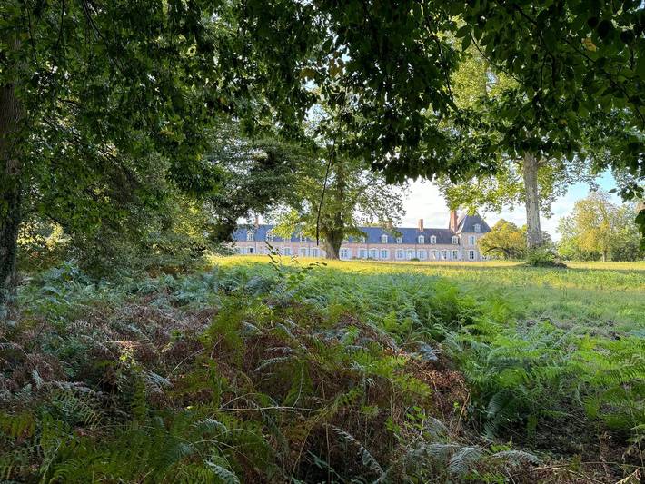 Gîte pour 10 personnes, animaux acceptés à Brinon-sur-Sauldre