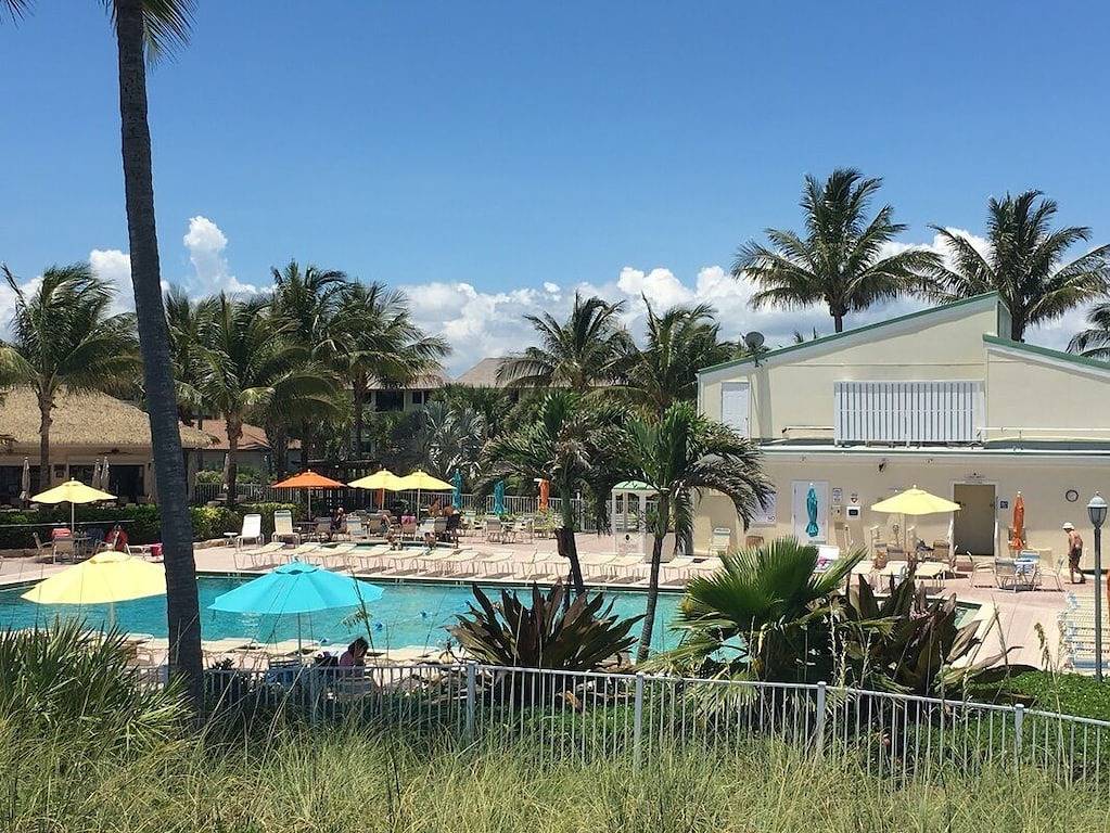 Ganze Wohnung, Luxus Ocean Village Beach Condo mit 5 Sterne Bewertungen mit Wifi und allen Extras in Fort Pierce, Hutchinson Island