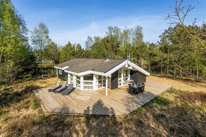 Ferieudlejning for 6 personer, med sauna og terrasse på Læsø