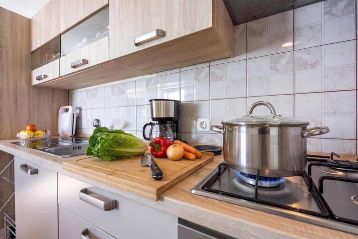 Apartamento inteiro, Rural Apt Lea for 2 /w Terrace in Koper, Istria Eslovena