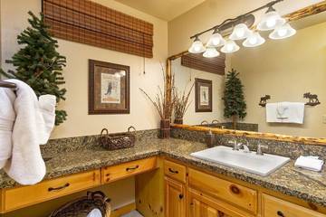 Log Cabin for 10 People in Snow Summit, Big Bear Lake, Photo 2