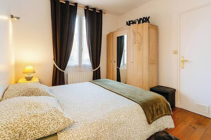 Location de vacances pour 10 personnes, avec terrasse et jardin à Pocé-sur-Cisse - 2