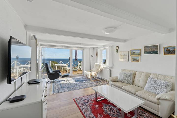 Ferienhaus mit Meerblick für 6 Personen, mit Garten und Ausblick sowie Balkon auf Bornholm - 2