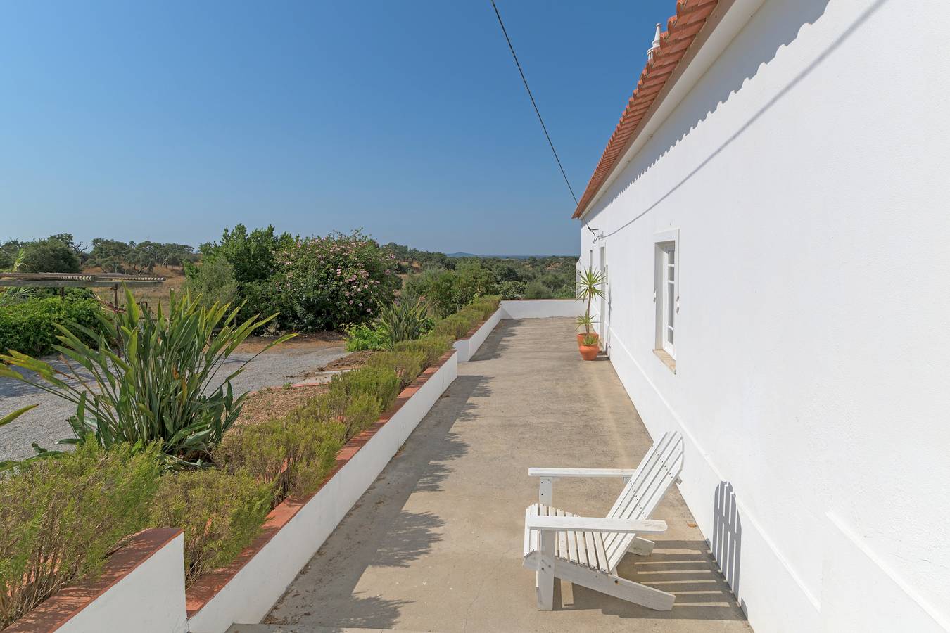 Finca 'Quinta Da Corte' mit privatem Garten, Balkon und Wi-Fi in São Francisco da Serra, Costa Alentejana