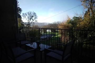 Gîte pour 5 personnes, avec piscine ainsi que balcon et jardin à Barran