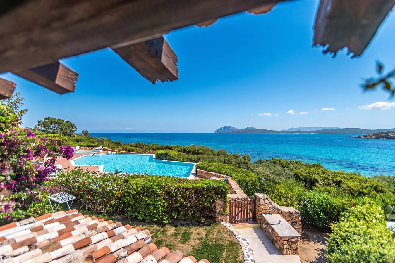 Ganze Wohnung, Punta Volpe Home With Pool in Punta Volpe, Olbia
