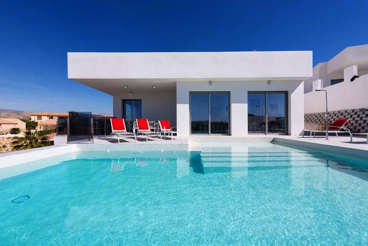 Location de vacances pour 10 personnes, avec jardin ainsi que vue et piscine à Busot - 2