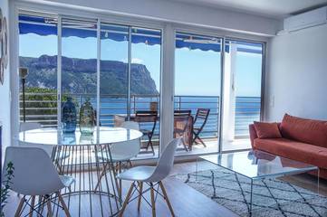 Ferienwohnung für 4 Personen, mit Terrasse und Ausblick in Cassis
