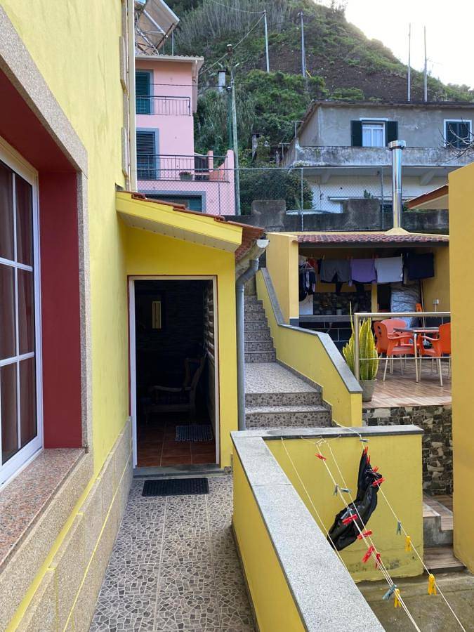 Gîte pour 4 personnes, avec balcon et vue à Porto da Cruz - 2