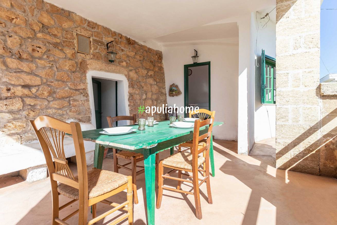 Appartamento intero, Trullo Maria piano terra  in Torre Suda, Racale