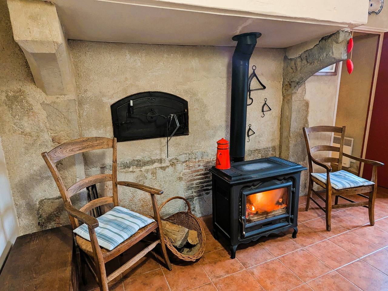 Encantadora granja borgoñona, 1 hab, ambiente familiar in Pontaubert, Parque natural de Morvan