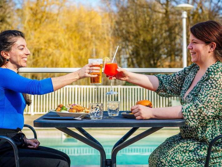 Hôtel pour 4 personnes, avec piscine et jardin, adapté aux familles à Saint-Avold