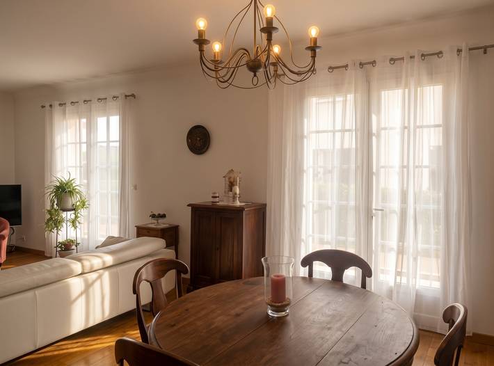 Villa familiar con piscina en Milhaud - 100 m² in Milhaud (Francia), Region de Nimes