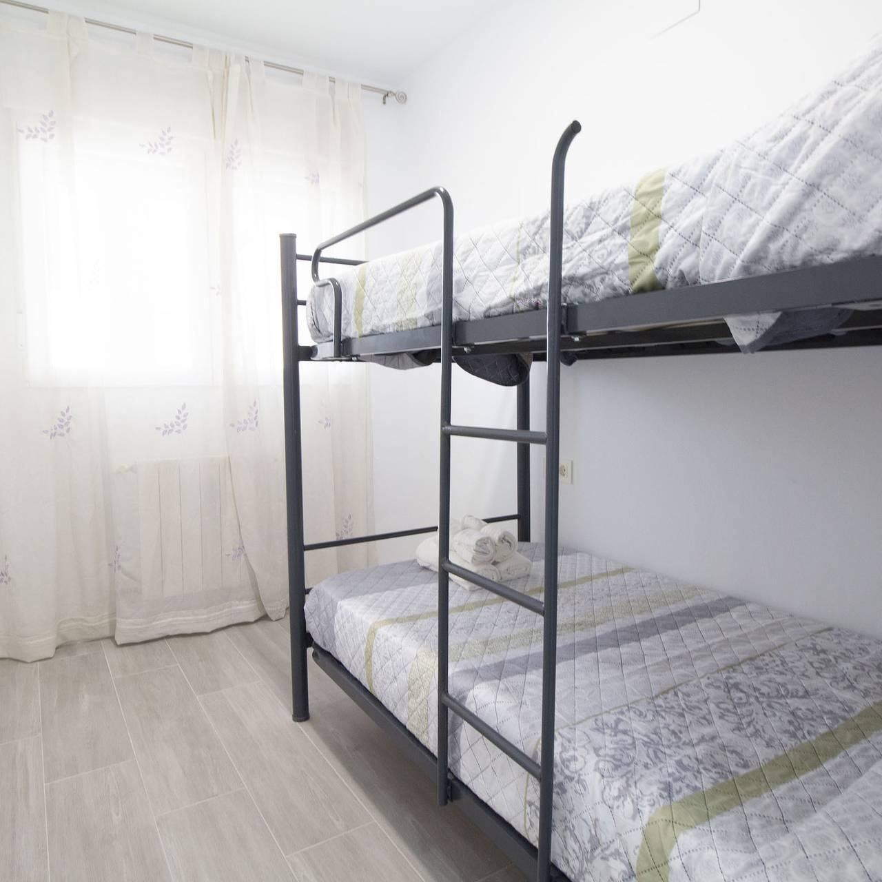 Geheel appartement, Plaza de toros -Edif Bahia Granada I in Beiro, Granada