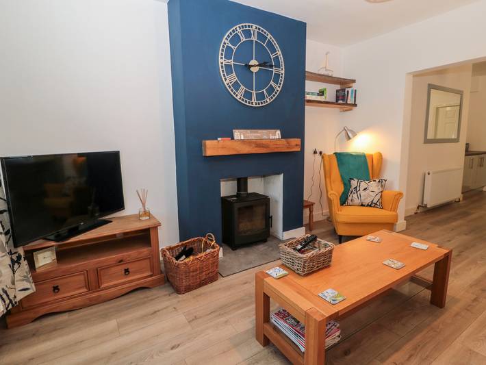 Cottage for 4 people, with garden, with pets in Amble