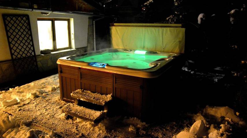 Gîte pour 2 personnes, avec jardin ainsi que vue et piscine à Poronin - 2