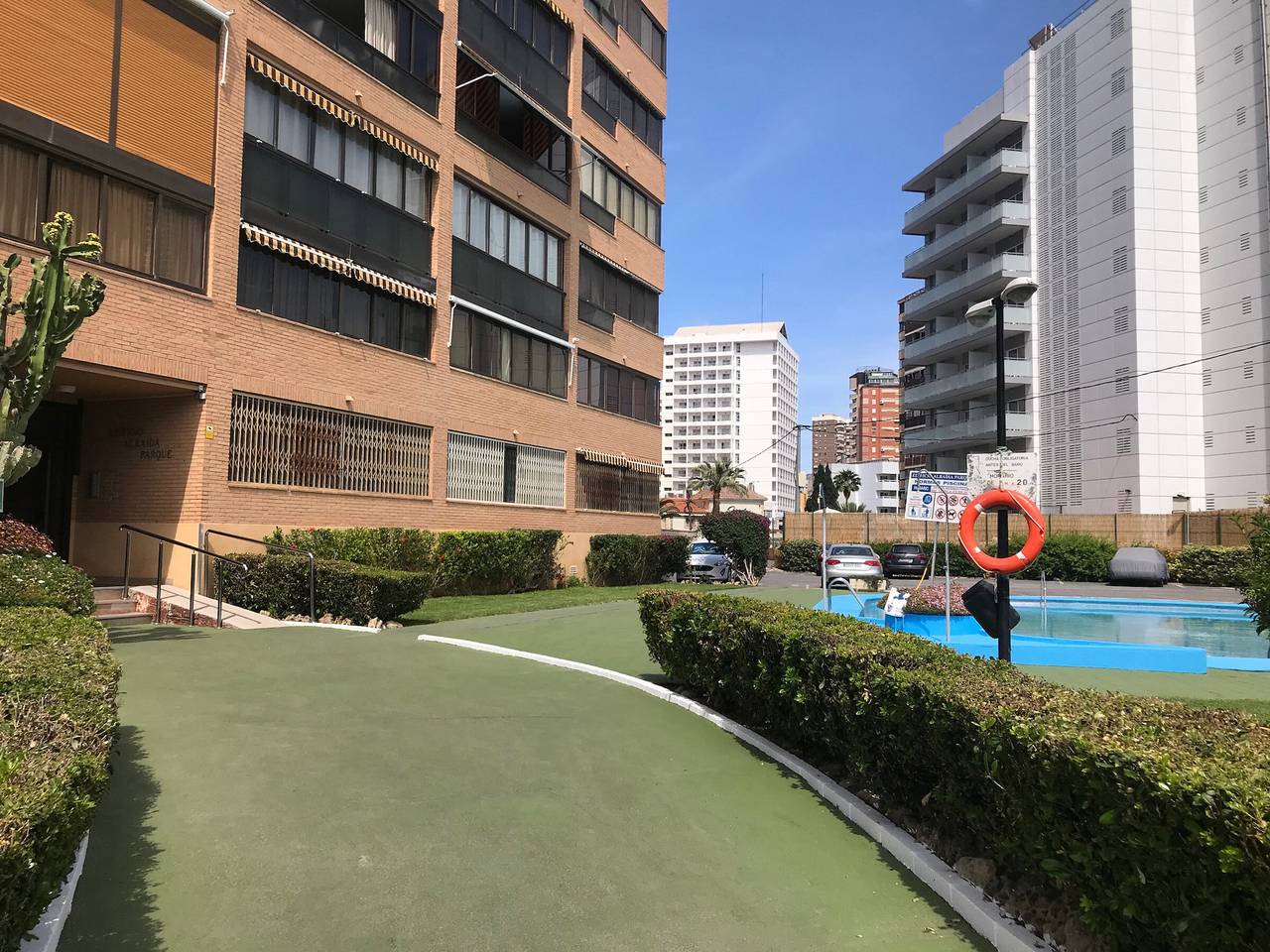 Entire apartment, Apartment with terrace near the beach - 2 guests in Benidorm, Costa Blanca