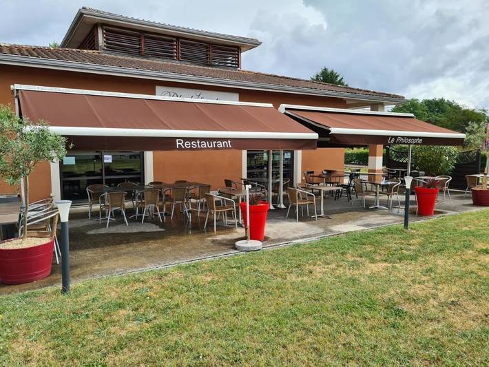 Hôtel pour 3 personnes, avec terrasse, animaux acceptés à La Brède