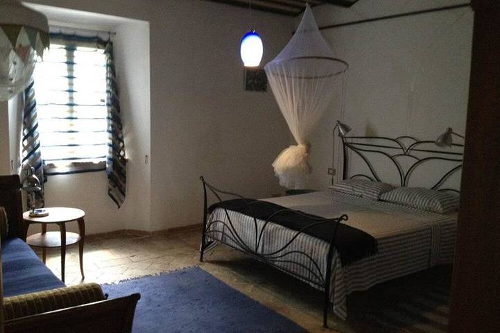 Gîte pour 8 personnes, avec jardin ainsi que piscine et terrasse à Piandimeleto - 3