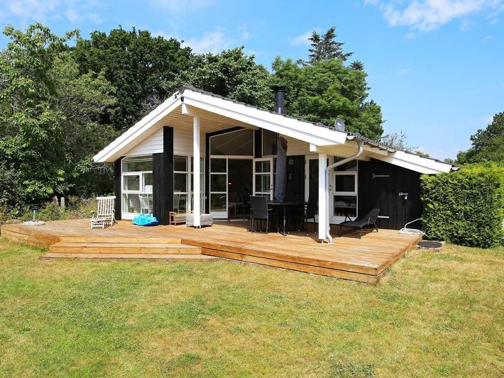 Ferieudlejning for 4 personer, med Jacuzzi og Terrasse i Havnsø