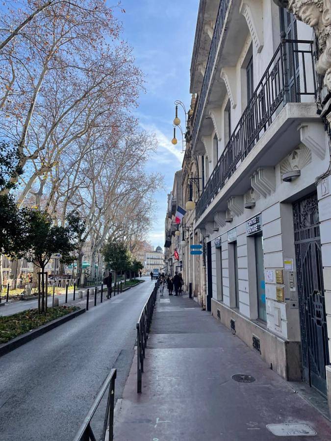 Gîte pour 8 personnes, avec vue et terrasse dans Office De Tourisme De Montpellier - 3