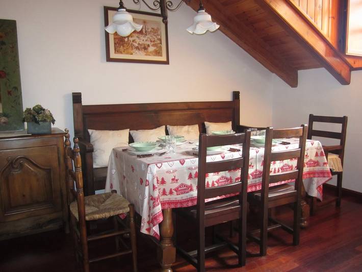 Gîte pour 9 personnes, avec balcon dans Cerler - 4