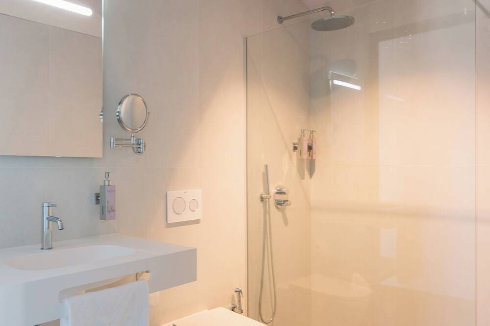 Villa Vista, your suite in front of the sea in El Hierro. Exclusivity and privacy. in Tamaduste, Valverde