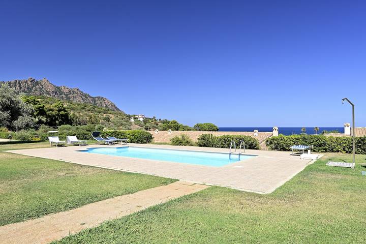 Ferienhaus für 8 Personen, mit Garten auf Sardinien