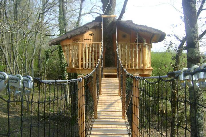 Chambre d’hôte pour 4 personnes, avec Jacuzzi ainsi que Jardin et Vue sur le lac dans Parc naturel régional de la Brenne
