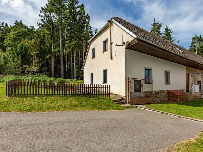 Ferienhaus für 9 Personen, mit Terrasse und Garten, mit Haustier - 1