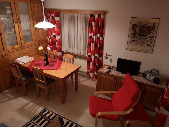 Ganze Ferienwohnung, Curtinfess Rezzonico - 2 Zimmerwohnung - 3 Betten in Bivio (Graubünden), Surses