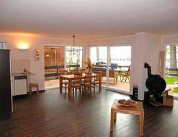 Ferienhaus am Plauer See mit Seeblick, Kaminofen und großem Garten in Alt Schwerin, Plauer See