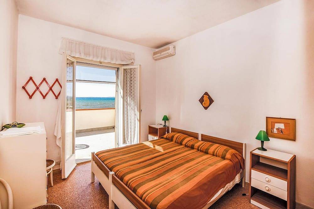 4 bedroom beautiful home in Orbetello (Gr) in Giannella, Orbetello