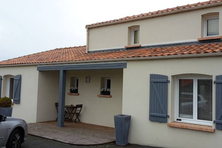 Location de vacances pour 5 personnes, avec terrasse et jardin à Chauvé