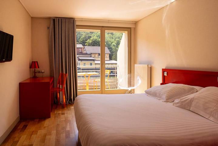 Hôtel pour 2 personnes, avec vue ainsi que vue sur le lac et jardin, animaux acceptés à Guebwiller - 4