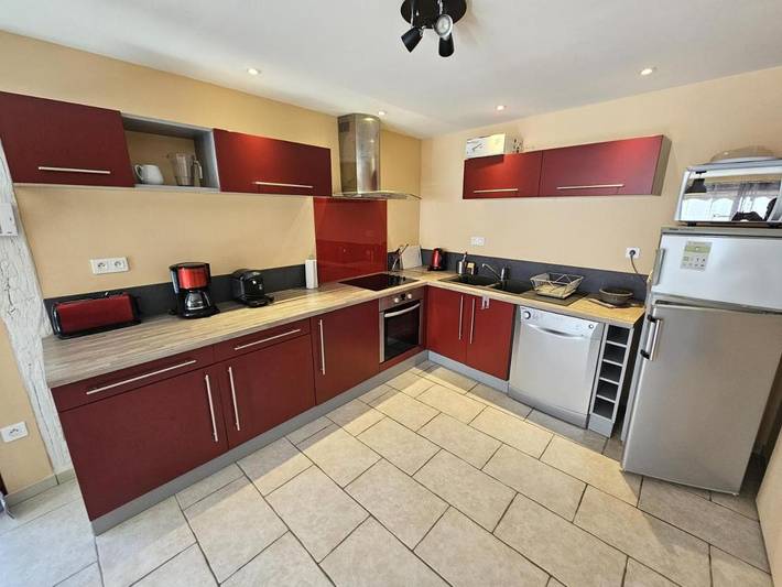 Location de vacances pour 4 personnes, avec jardin à Bouresse - 2