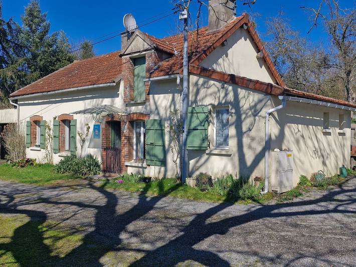 Gîte pour 4 personnes, avec jardin dans Nièvre