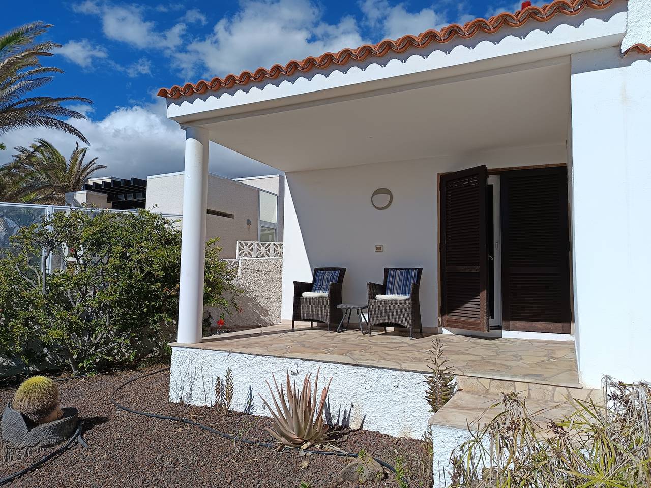 Holiday Chalet 'Chalet Poris' with Sea Views, Private Pool and Wi-Fi in Porís de Abona, South Tenerife