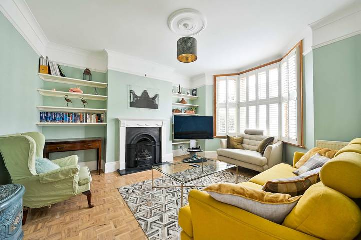Apartment for 4 people, with garden and balcony, child-friendly in Harrow