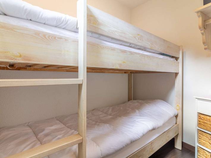Gîte pour 6 personnes, avec balcon et piscine, animaux acceptés à Luz-Saint-Sauveur - 4