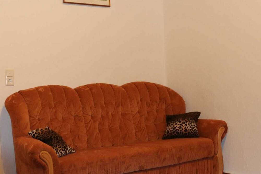 Schwörerhof - Ferienwohnung 70qm, 2 Schlafräume, 1 Wohn-/ Schlafraum in Schuttertal, Hochschwarzwald