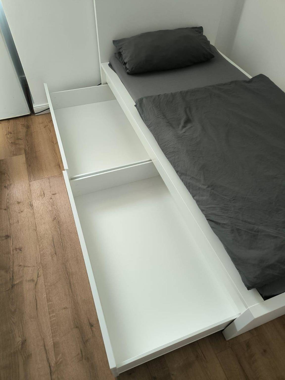 Goldfisch (1 Person) in Brunsbüttel, Nord-Ostsee-Kanal