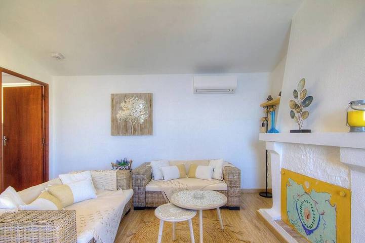 Location de vacances pour 4 personnes, avec terrasse dans Plage De La Marine De Meria - 3