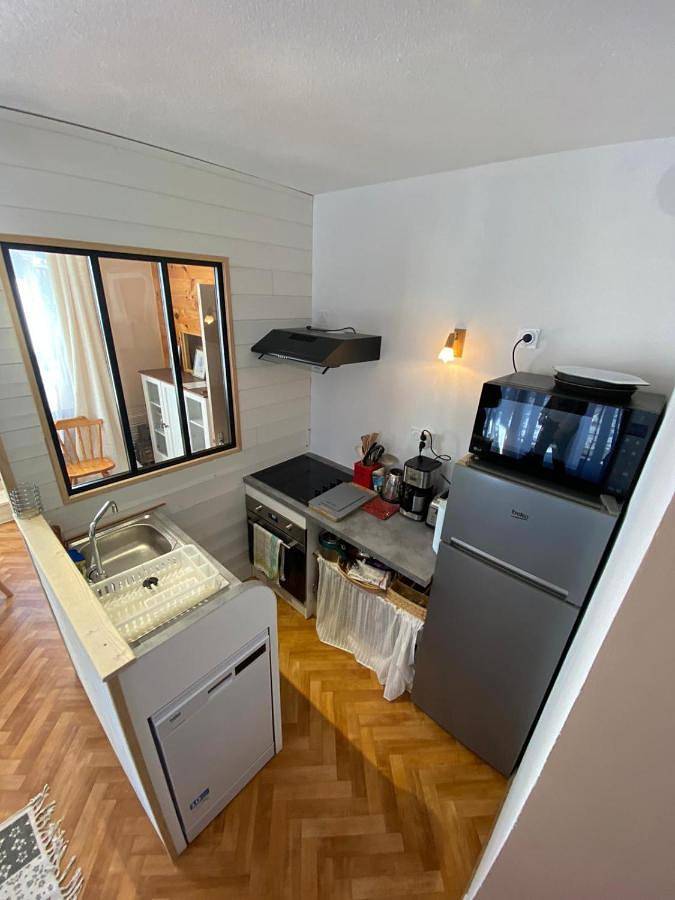 Gîte pour 6 personnes, avec terrasse et vue, animaux acceptés dans Saint-Jean-Montclar - 4