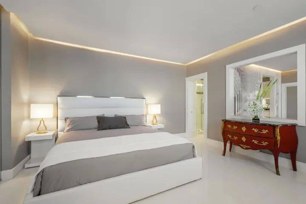 Ganze Wohnung, White Orchid Apartment - Palm Beach - Pool - Beach in Palm Beach, Palm Beach County